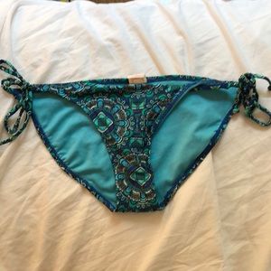 Printed bikini bottoms